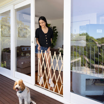 Timber Expanding Pet Barrier | 1.08m W x 0.75 m H - Timber - Hakuna Pets
